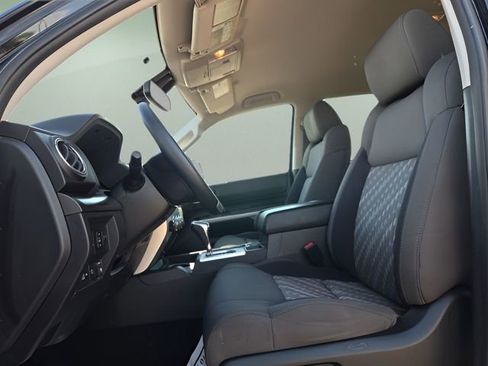 Used 2018 Toyota Tundra SR5 w/ TRD Sport Package image 9