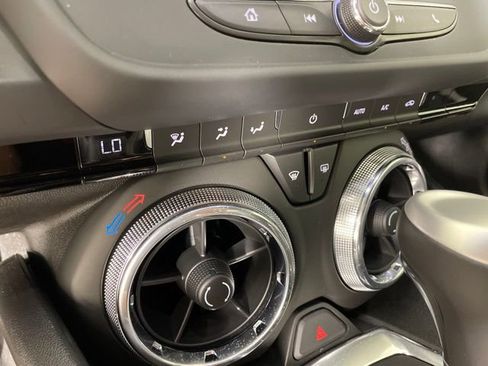 New 2024 Chevrolet Camaro LT image 28
