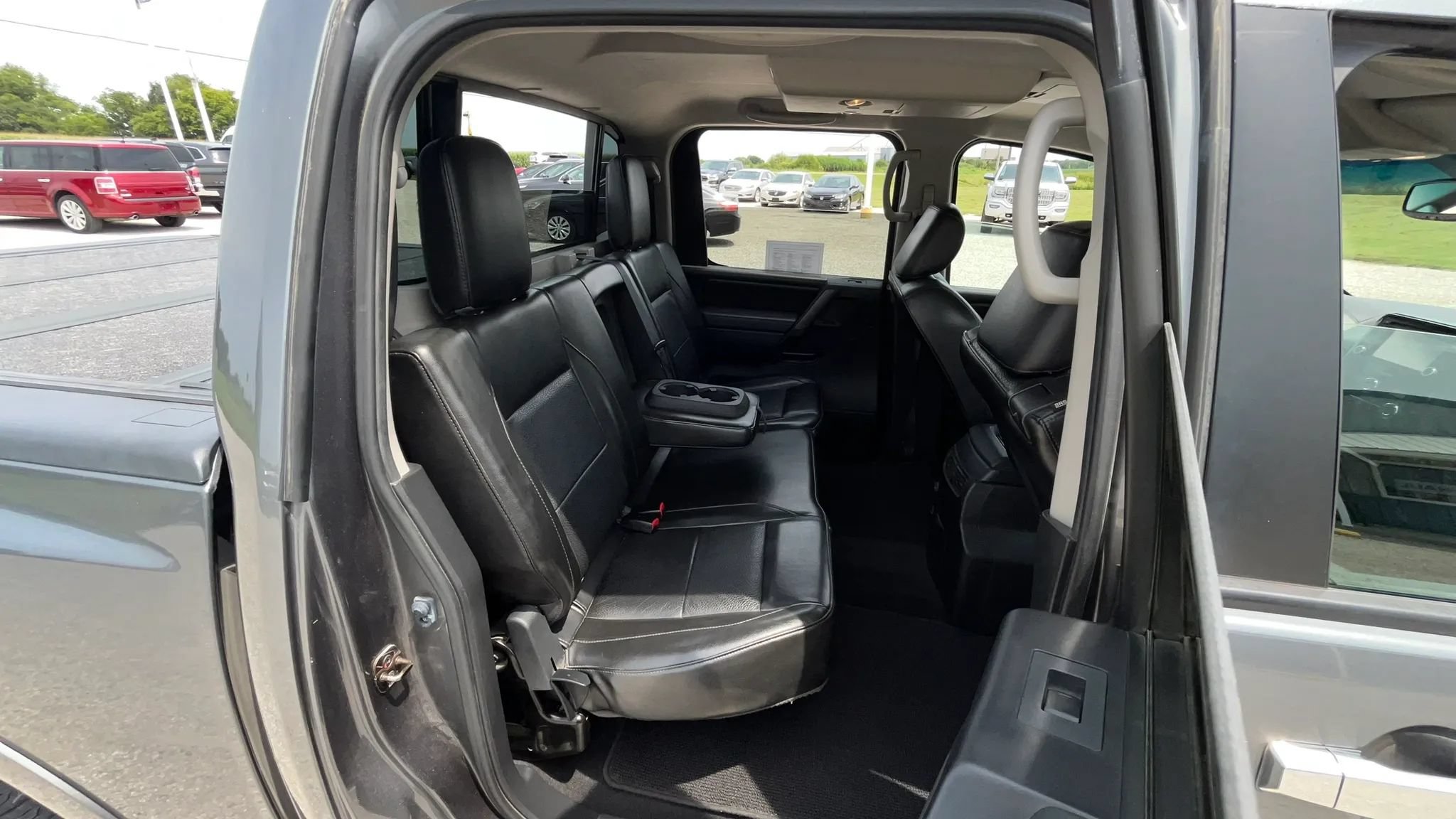 Used 2014 Nissan Titan SL w/ SL Max Utility Package AWD/4WD image 11