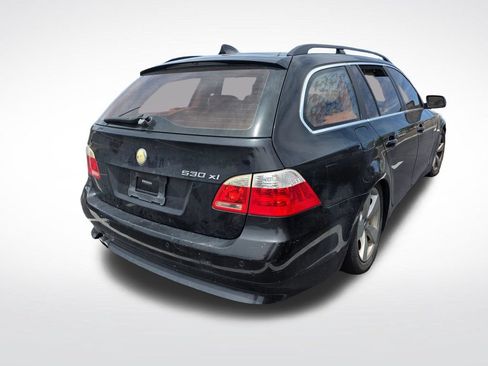 Used 2006 BMW 530xi Wagon AWD/4WD image 3