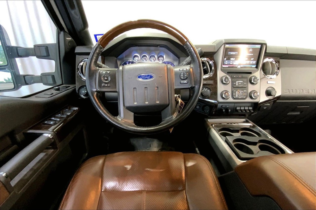 Used 2015 Ford F350 Platinum AWD/4WD image 14
