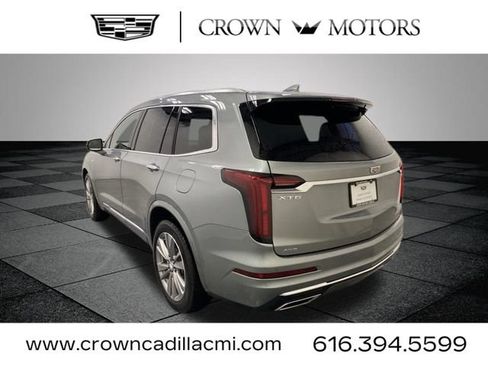 Certified 2023 Cadillac XT6 Premium Luxury AWD/4WD image 4