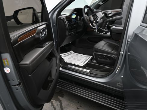 Certified 2024 Chevrolet Tahoe High Country w/ Premium Package image 30