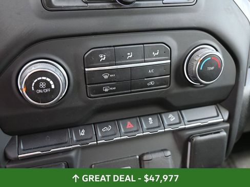 Used 2024 Chevrolet Silverado 2500 Custom w/ Custom Convenience Package image 30