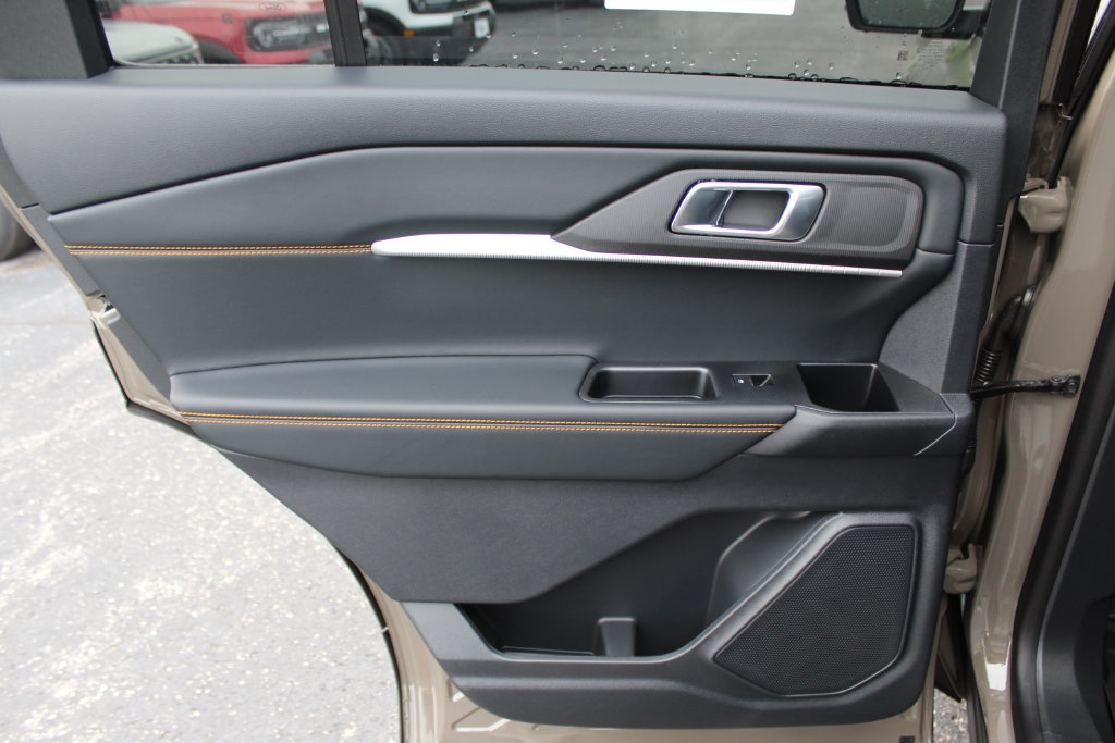 New 2027 Ford Explorer Tremor w/ Tremor Convenience Package AWD/4WD image 18