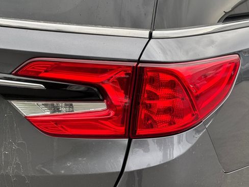 Used 2023 Honda Odyssey EX-L image 54