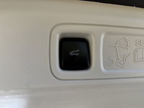 Used 2022 Lincoln Navigator Black Label image 35