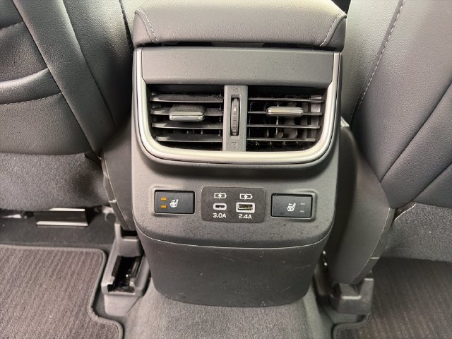 Used 2024 Subaru Legacy Limited AWD/4WD image 22