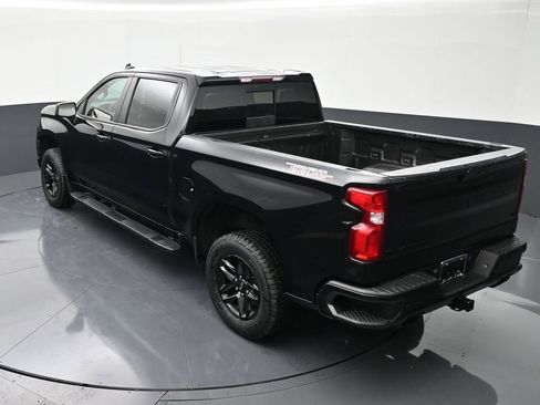 Used 2021 Chevrolet Silverado 1500 LT Trail Boss w/ Convenience Package II image 14