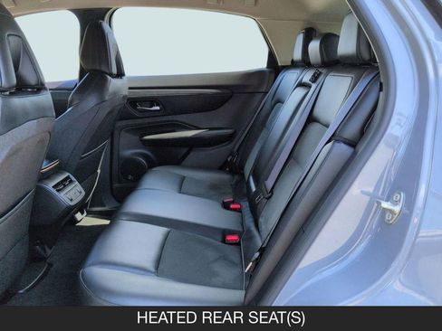 Used 2023 Nissan Ariya AWD image 15