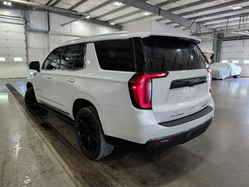 Used 2023 GMC Yukon Denali Ultimate AWD/4WD image 4