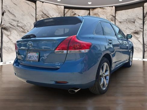 Used 2012 Toyota Venza XLE FWD image 6