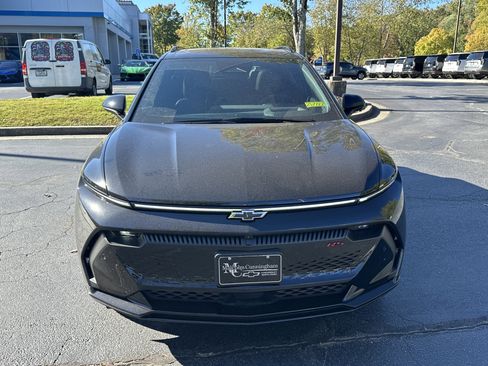New 2025 Chevrolet Equinox EV RS image 2