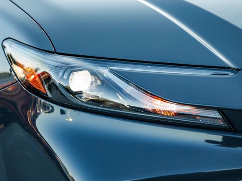 Used 2026 Toyota Camry LE w/ Convenience Package FWD image 7