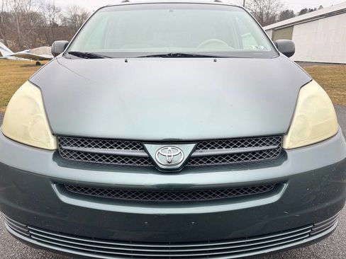 Used 2004 Toyota Sienna LE image 3