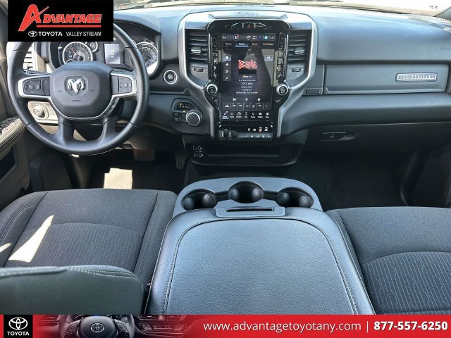 Used 2024 RAM 2500 Big Horn w/ Night Edition AWD/4WD image 17