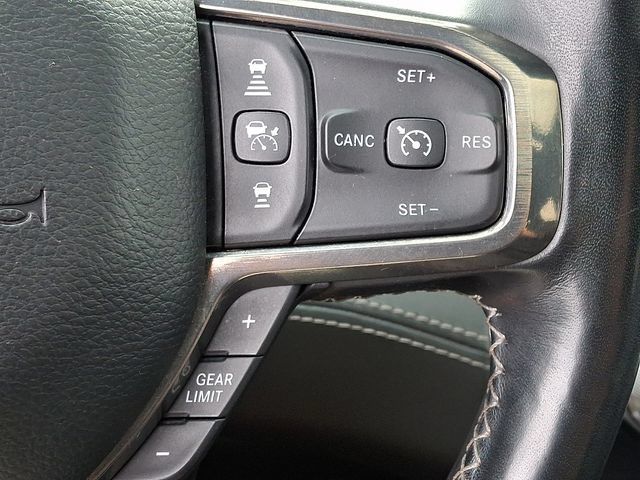 Used 2020 RAM 1500 Limited w/ Black Appearance Package AWD/4WD image 22