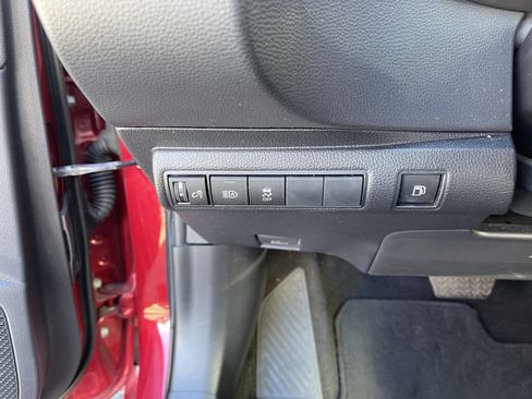 Certified 2024 Toyota Corolla SE w/ SE Package FWD image 23