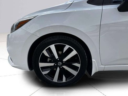 Used 2021 Nissan Versa SR image 54