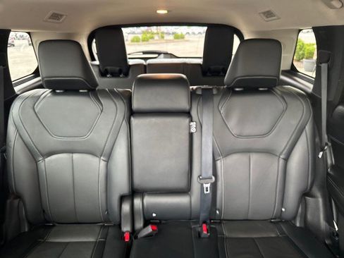 Used 2023 INFINITI QX60 Luxe image 6