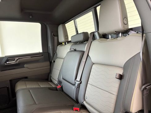 New 2026 Chevrolet Silverado 2500 ZR2 AWD/4WD image 41