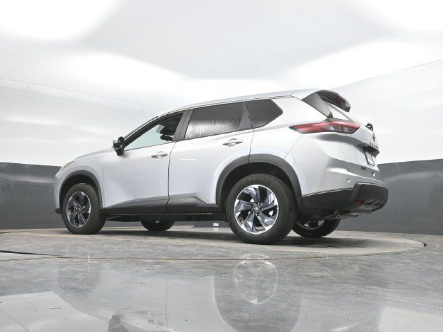 Used 2024 Nissan Rogue SV FWD image 50