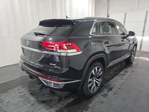 Used 2022 Volkswagen Atlas Cross Sport SEL Premium R-Line AWD/4WD image 4