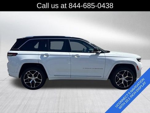 Certified 2022 Jeep Grand Cherokee Summit AWD/4WD image 4