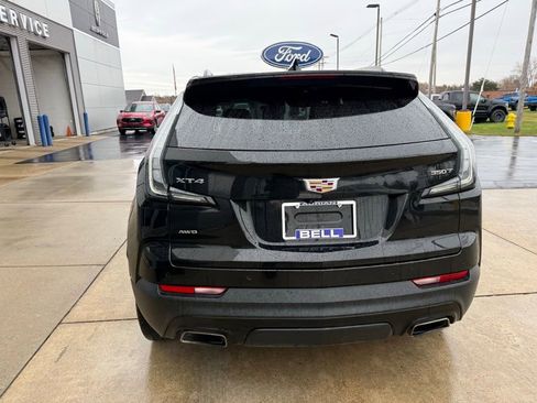 Used 2020 Cadillac XT4 Sport w/ Cold Weather Package image 8