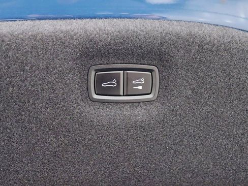 Used 2021 Porsche Taycan 4S image 40