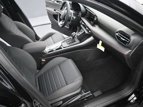 New 2025 Dodge Hornet R/T AWD/4WD image 17