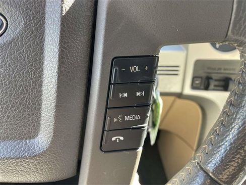 Used 2013 Ford F150 Lariat w/ Luxury Equipment Group image 18