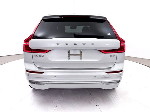 Used 2023 Volvo XC60 B5 Plus w/ Protection Package Premier FWD image 17
