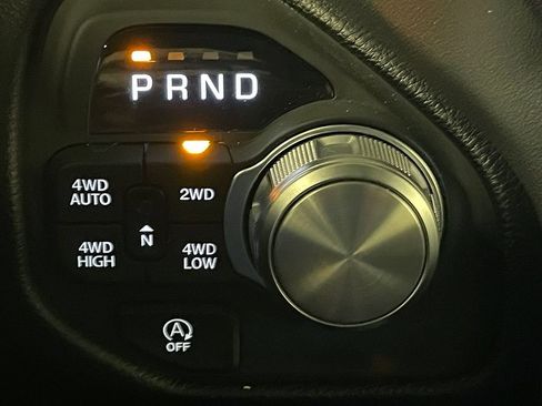 Used 2026 RAM 1500 Laramie AWD/4WD image 30