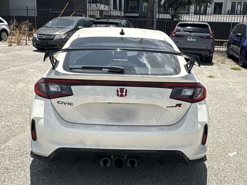 Used 2025 Honda Civic Type R image 5