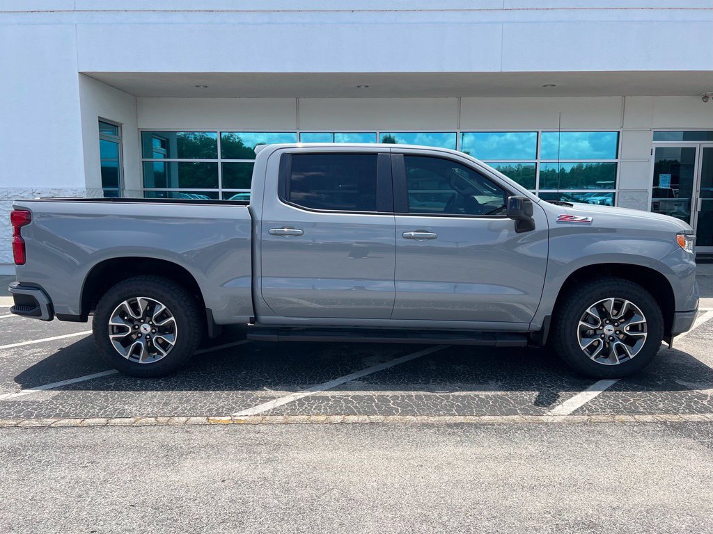 New 2025 Chevrolet Silverado 1500 RST AWD/4WD image 3