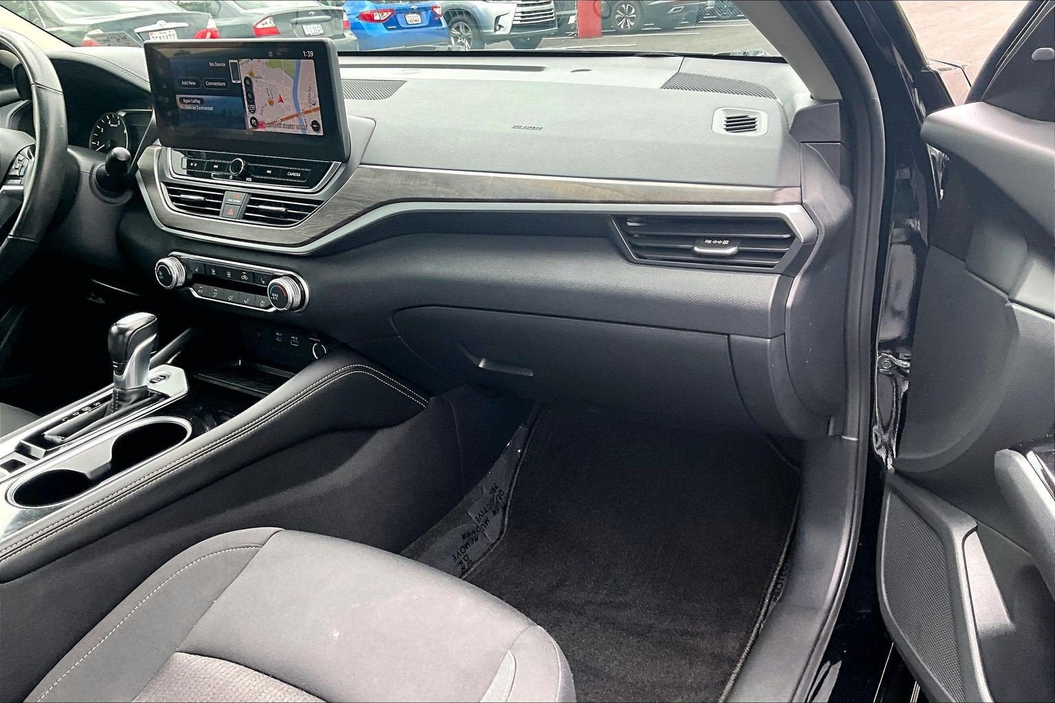 Used 2023 Nissan Altima 2.5 SV w/ SV Premium Package FWD image 15