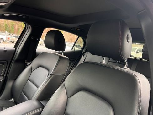 Used 2018 Mercedes-Benz GLA 250 4MATIC image 14