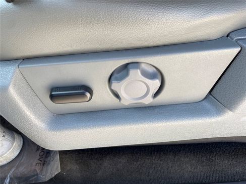 Used 2014 Ford F150 XLT w/ Equipment Group 302A Luxury image 21