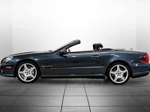 Used 2012 Mercedes-Benz SL 550 image 15