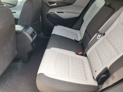 Used 2024 Chevrolet Equinox LT FWD image 30