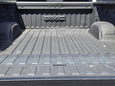 Used 2024 GMC Sierra 1500 SLT AWD/4WD image 10