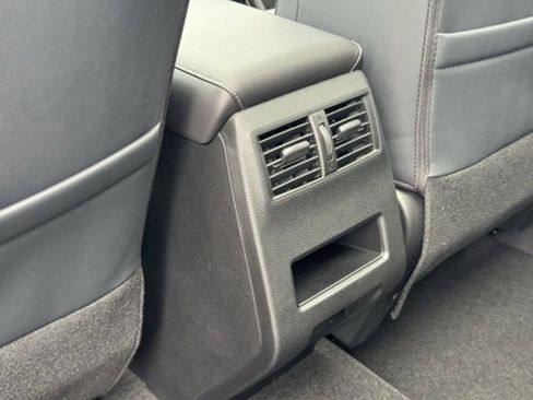 New 2025 Mitsubishi Outlander SEL image 13