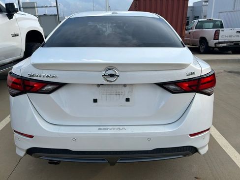 Used 2023 Nissan Sentra SR FWD image 6