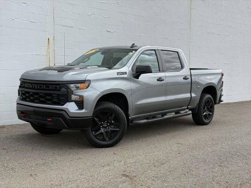 Used 2024 Chevrolet Silverado 1500 Custom Trail Boss w/ LPO, Dark Essentials Package image 1