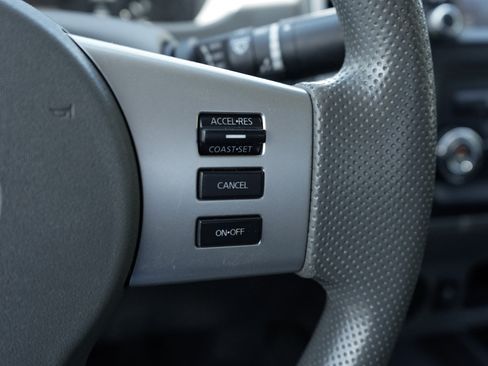 Used 2019 Nissan Frontier SV RWD image 16