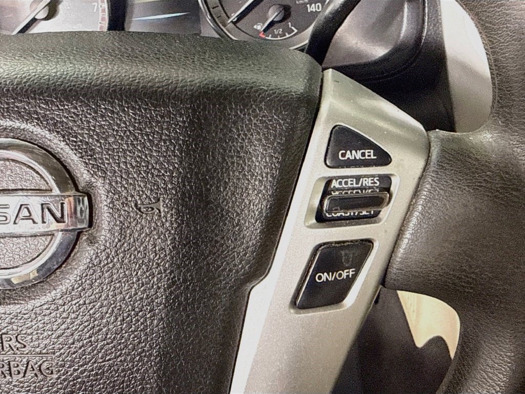 Used 2017 Nissan Titan SV RWD image 14
