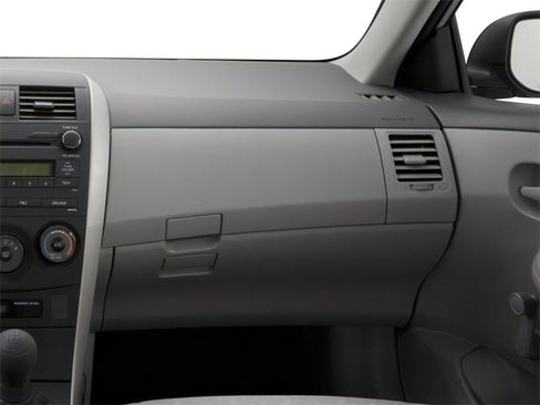 Used 2010 Toyota Corolla FWD image 11