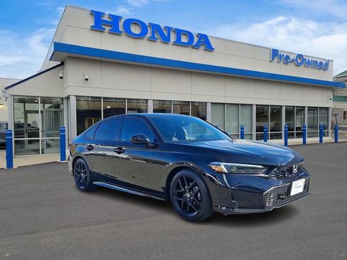 Used 2025 Honda Civic Sport image 3
