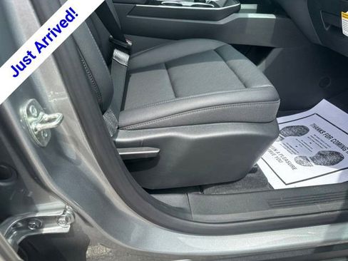 New 2026 Chevrolet Equinox LT w/ Convenience Package II FWD image 33